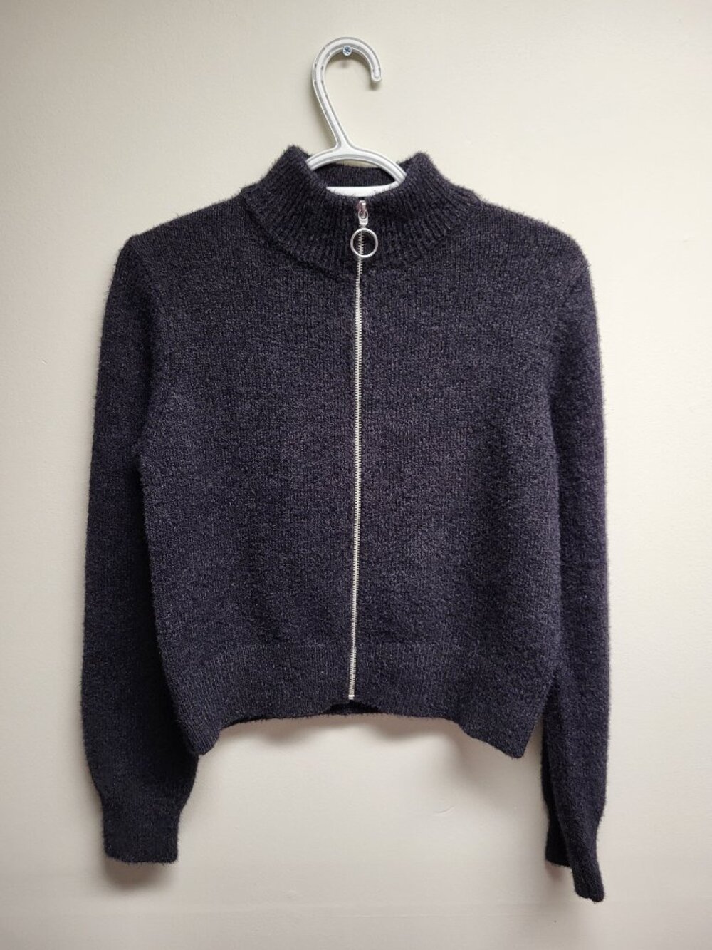 Jessica Simpson Women's Fuzzy Knit Zip Front Sweater – Size Small